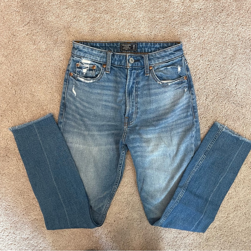 Abercrombie & Fitch Slim High Rise Jean